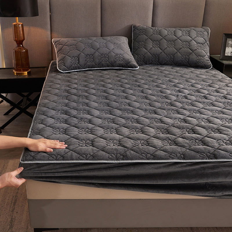 Luxury Coral Fleece Fitted Sheet With Quilted Design - Once & AGAIN Home Appliance Shop