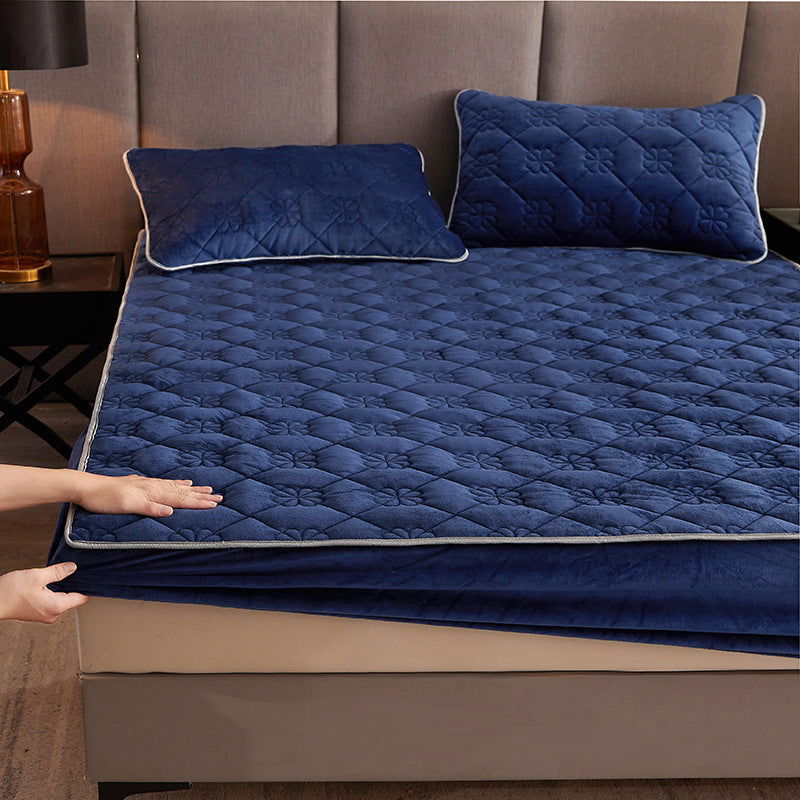 Luxury Coral Fleece Fitted Sheet With Quilted Design - Once & AGAIN Home Appliance Shop